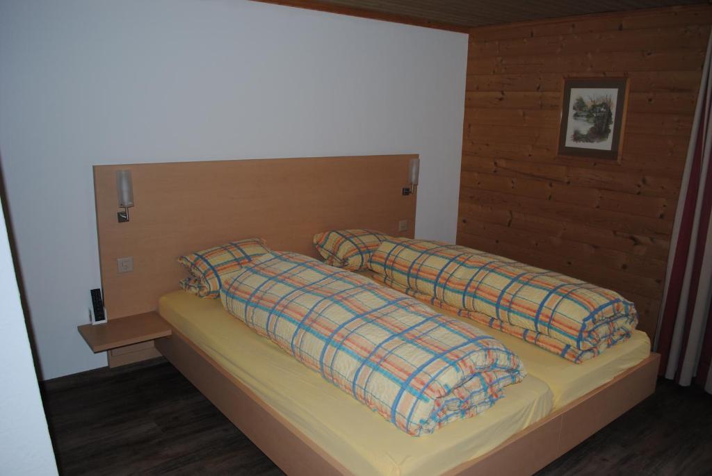 Hotel Des Alpes Kandersteg Pokoj fotografie